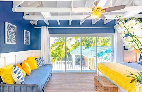 Gambier Apartment | Pool Cottage at Viking Hill - Love Beach