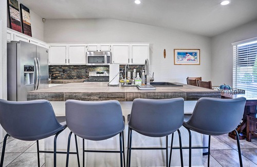 Indio House | Pool & Game Room: Pet-Friendly Indio Retreat