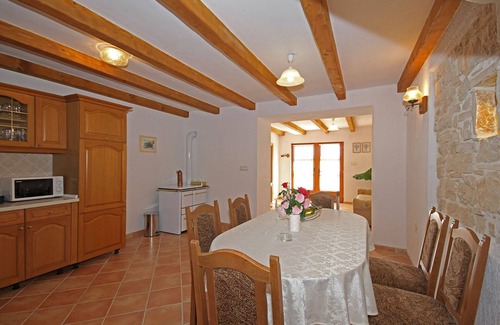 Smoljanci House | Pool, grill, WiFi, bicycles, table tennis, dishwasher, washing machine