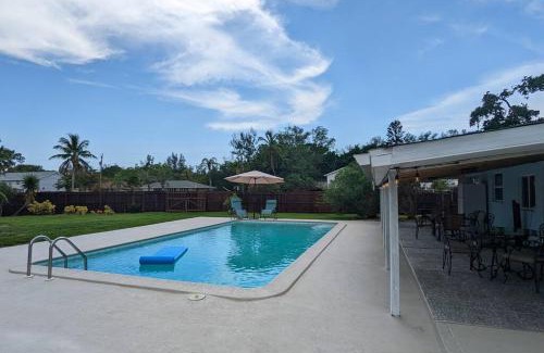 Sunny Shores House | Pool home on the Bay, large private yard near AMI