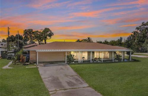 Sunny Shores House | Pool home on the Bay, large private yard near AMI