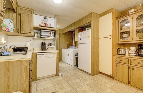 Nettles Island House | Pool + Hot Tub Access: Home in Jensen Beach!