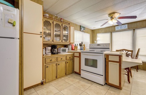 Nettles Island House | Pool + Hot Tub Access: Home in Jensen Beach!