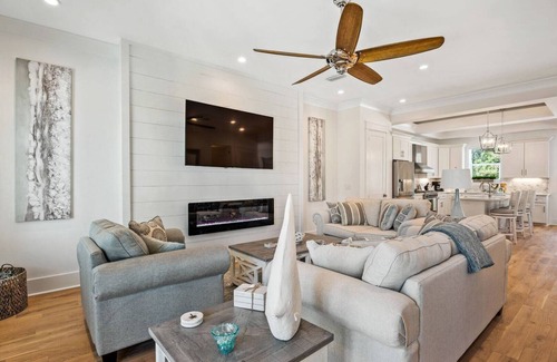 Emerald Waters Village House | Pool/Hot Tub, BeachView, Golf Cart | Beach Kissed Bliss