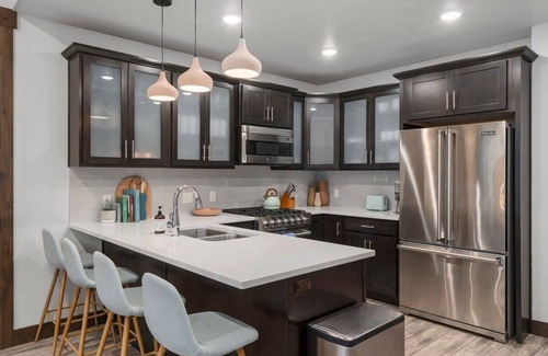 Park City Apartment | Pool, Hot Tub, Walk to Lifts! Canyons Village 2BR