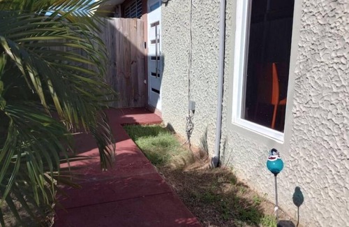 Mayaguez House | POOL HOUSE , keep family together, fit 8 or more