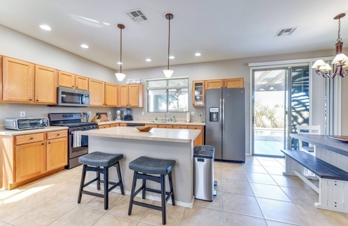 San Tan Valley House | Pool, Patio & Grill: San Tan Valley Escape!