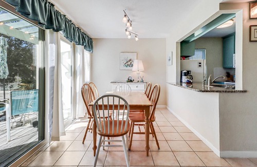 Sailhouse Condo | Pool, Pier, Boat dock, Ramp and Trailer Parking, Tennis Courts.