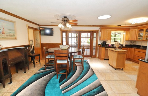 Volusia County House | Pool, Pony and Rural Bliss, minutes away from the Intracoastal.