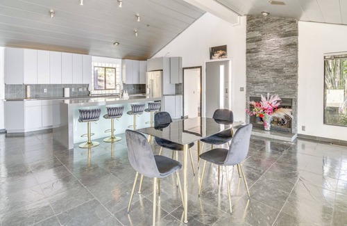 Western Malibu House | Pool, Spa & Ocean Views - Modern Home in Malibu!