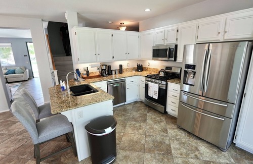 Hemet House | Pool/Spa, Super Mario Game room and Friends theme room!