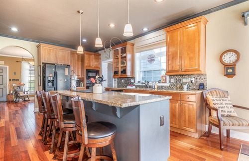 Sherrills Ford House | Pool Table, Massive Balcony, Firepit, & Spacious!