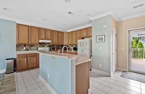 Rehoboth Beach Condo | POOL,TENNIS,FITNESS COMMTY, BIKE/WALK TO BEACH/BOARDS