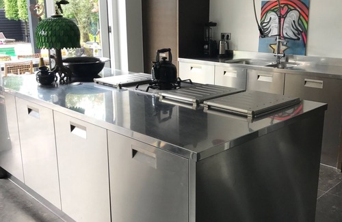 Municipality of Oostzaan Villa | POOL VILLA NEAR AMSTERDAM 3 bedroom Free parking