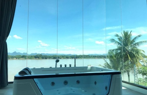 Nakhon Phanom Villa | Pool villa rimkhong Nakhorn panom
