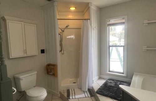 Ocklawaha House | Poolside Family Retreat-Near the Springs!