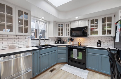 Moran Prairie House | Poolside Getaway with Spacious Outdoor Living & 6 Cozy Beds!