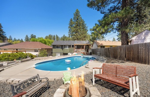 Moran Prairie House | Poolside Getaway with Spacious Outdoor Living & 6 Cozy Beds!