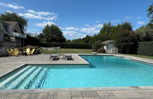 Orient Point House | Poolside Orient Pt by the sea