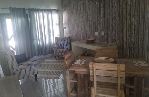 Keetmanshoop Apartment | Pooltjie's Self-catering Overnight