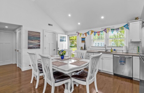 Popponesset House | Popponesset-3 bedrooms, 2 baths w/cental A/C
