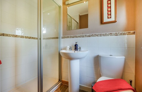 Charlton Horethorne Cottage | POPPY LODGE, pet friendly, with a garden in Charlton Horethorne