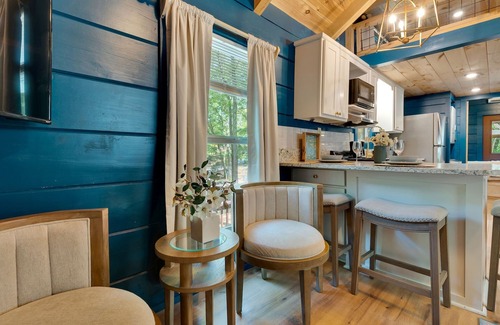 Lookout Valley Neighborhood Association Apartment | Pops Cabin | Lookout Mountain | Luxury Tiny Home