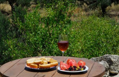 Milopotamos Apartment | Porfyrousa Traditional Hotel