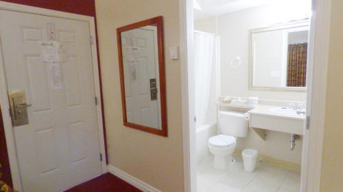 Comox Hotel | Port Augusta Inn