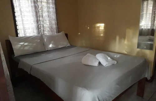 Port Barton Hotel | Port Barton DIY