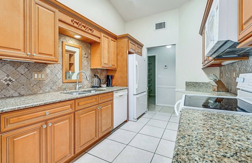 Port Charlotte - Charlotte Harbor House | Port Charlotte Home w/Heated Pool: 3 Mi to Harbor