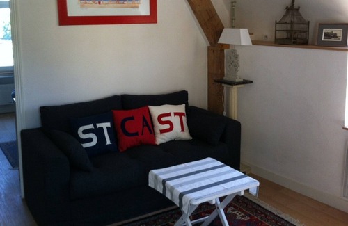 Saint-Cast-le-Guildo Apartment | Port du Guildo, facing the Estuary, Apartment max 4 People