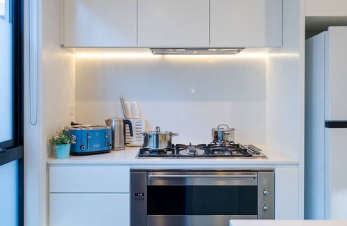 Port Melbourne House | Port Melbourne 3-level TH *FreeParking *Smart TV