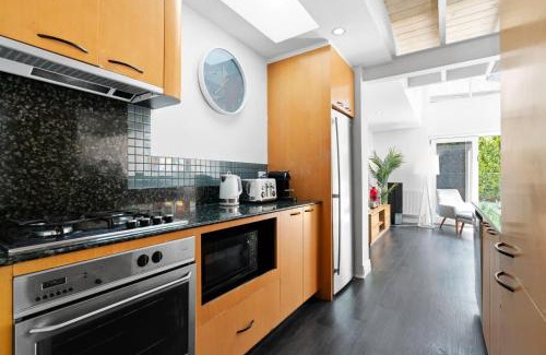 Port Melbourne House | Port Paradiso