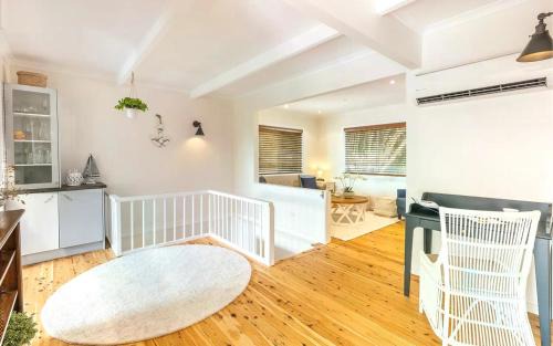 Nelson Bay House | Port Stephens Home walk to the Beach and Town Centre
