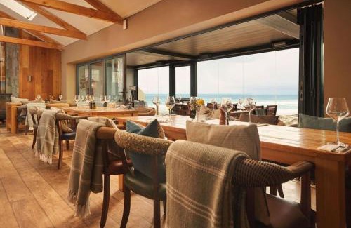 Trebarwith Strand Hotel | Port William Inn