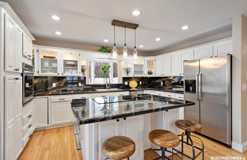 Gateway House | Portage Place Family Retreat