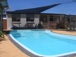 Portarlington Hotel | Portarlington Beach Motel