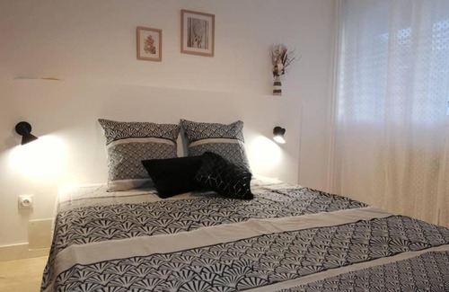 Essey-les-Nancy Apartment | Porte de Stanislas
