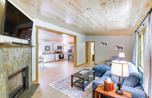 Porter Corners House | Porter Corners Home: 10 Mi to Saratoga Race Course