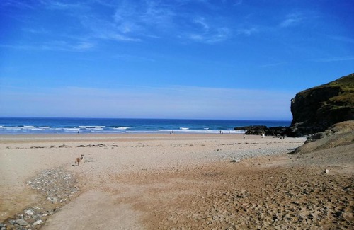 Porthtowan House | Porthtowan sea-view family holiday home
