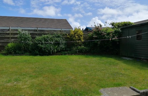 Porthtowan House | Porthtowan sea-view family holiday home