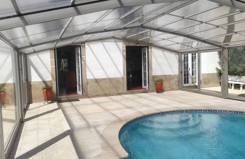 Valongo Villa | Porto: Villa with pool near Oporto