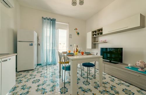 Marina di Mancaversa Apartment | Portofino Apartment | whirlpool sea view