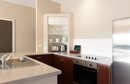 Gisborne Apartment | Portside Hotel