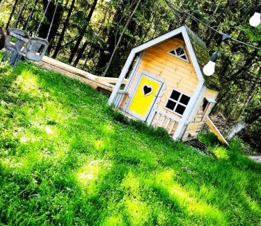 Porumbacu de Sus Ski Chalet | Porumbacu Treehouse