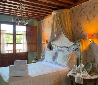 San Martin del Castanar Hotel | Posada Boutique Casa Palacio