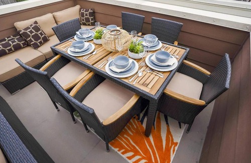 Midtown House | Posh Dtwn/Midtown Home w Stunning Roof-Top Terrace
