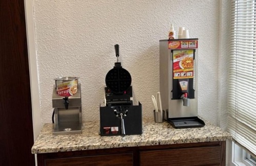 Wisconsin Rapids Hotel | Posh Inn & Suites