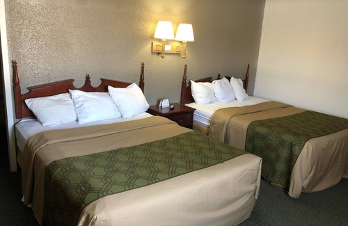 Wisconsin Rapids Hotel | Posh Inn & Suites